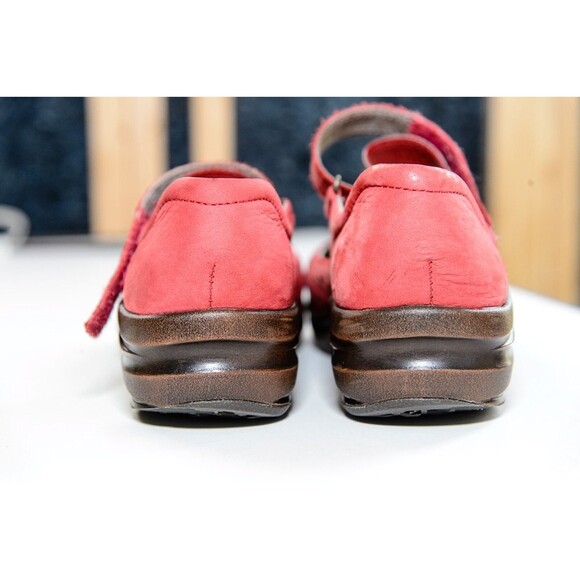 Bionica Matia Red Nubuck suede leather Mary Jane Shoes 9M - Picture 6 of 9